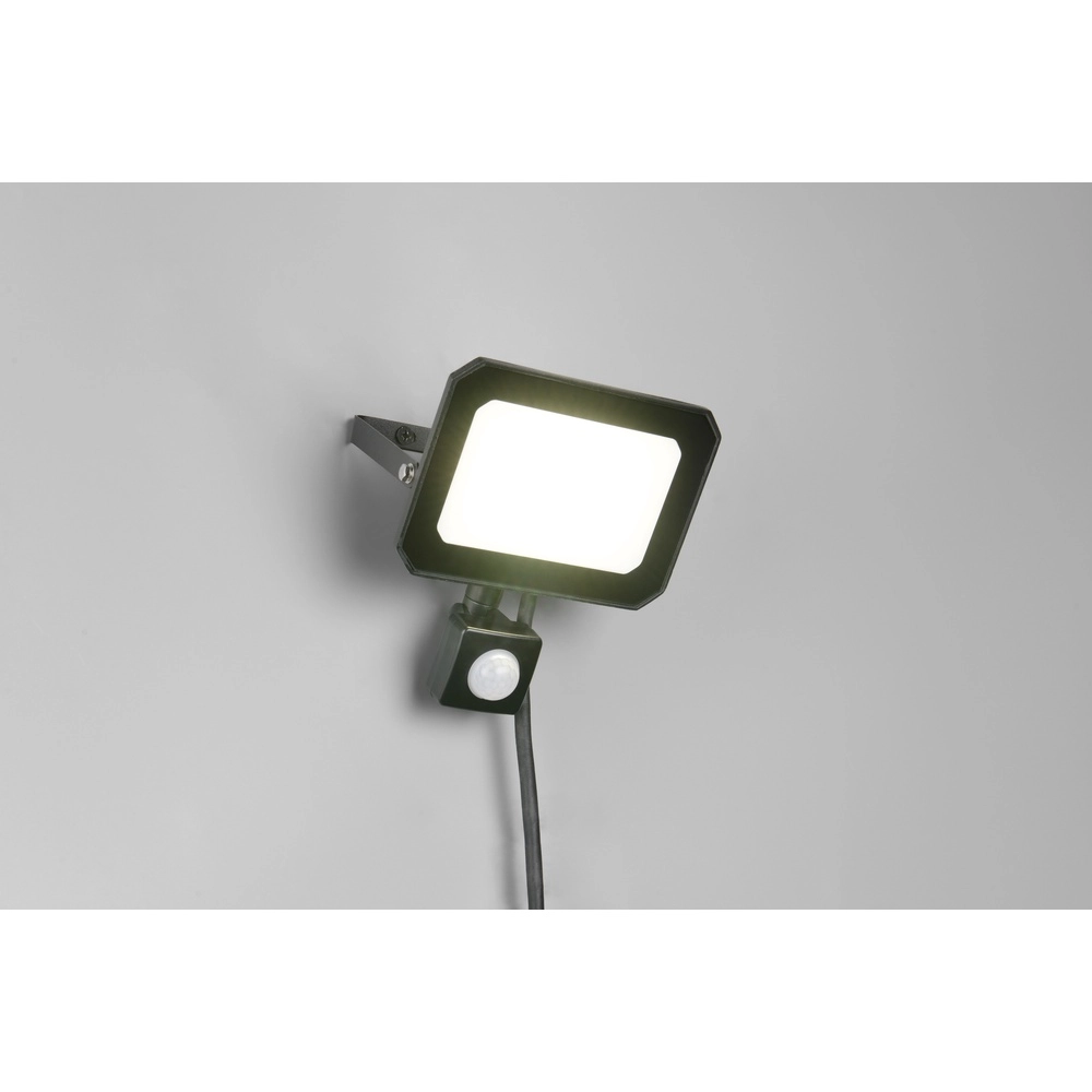 Wandleuchte Funchal schwarz 30W mit Sensor Trio 4017807648096