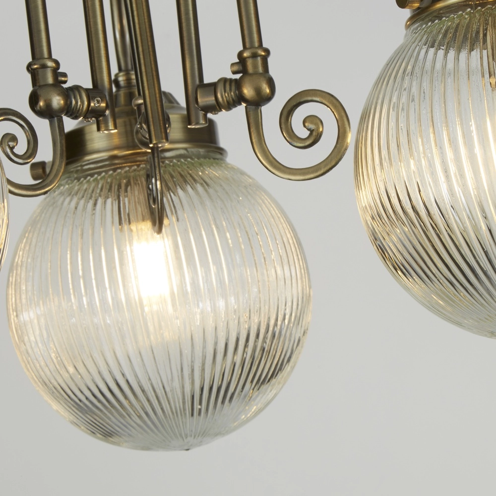 Klassische Wandleuchte Belvue Antikes Messing Searchlight 5053423299242