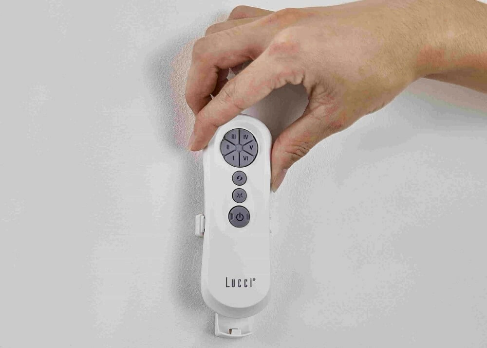 Deckenventilator aus Holz mit Lampe Whitehaven Ø 143cm IP55 Beacon 9333509136484