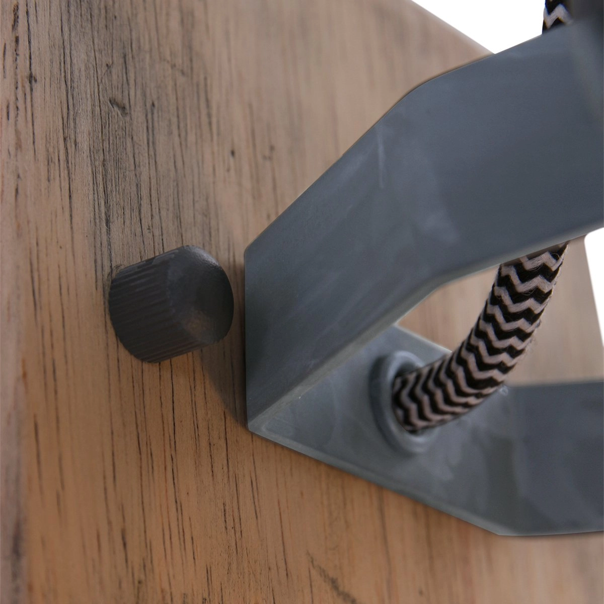 Wandleuchte Geurnesey Vintage grau mit holz Steinhauer 8712746123029