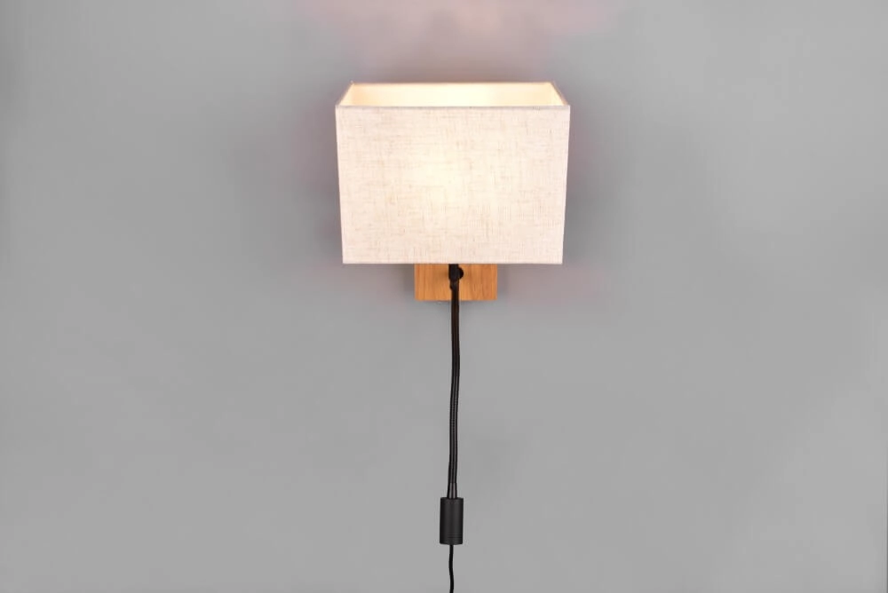 Ländliche Wandlampe Nilam rechteckige Haube Trio 4017807567977