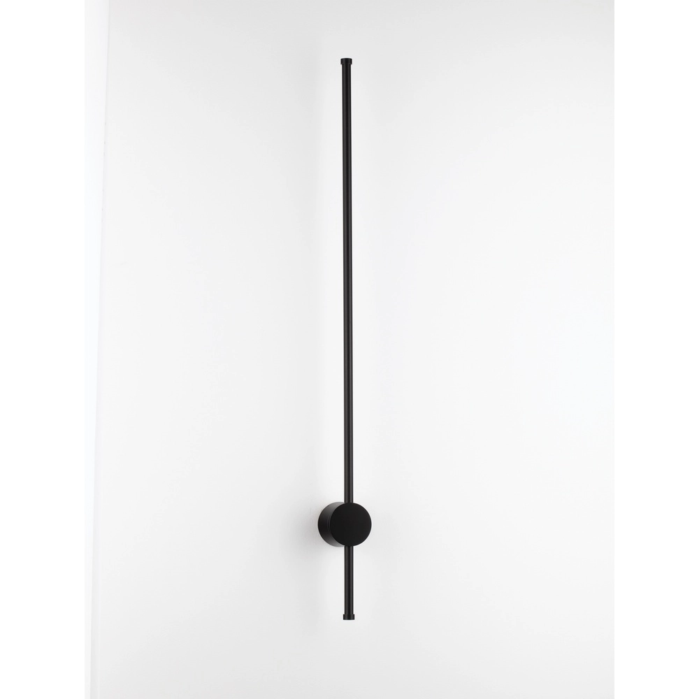 Design-Wandleuchte Ridge schwarz 97cm Lyora 5212017447289