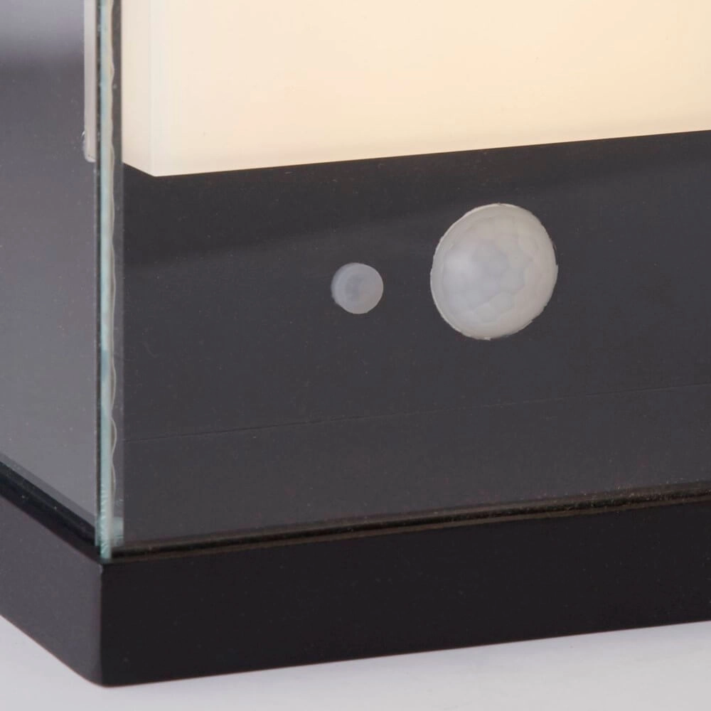 Rechteckige Wandleuchte Solar Schwarz Searchlight 5053423241562