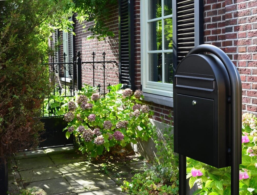 Briefkasten Classic S st9005 Strukturiertes Schwarz Bobi 6417237039323