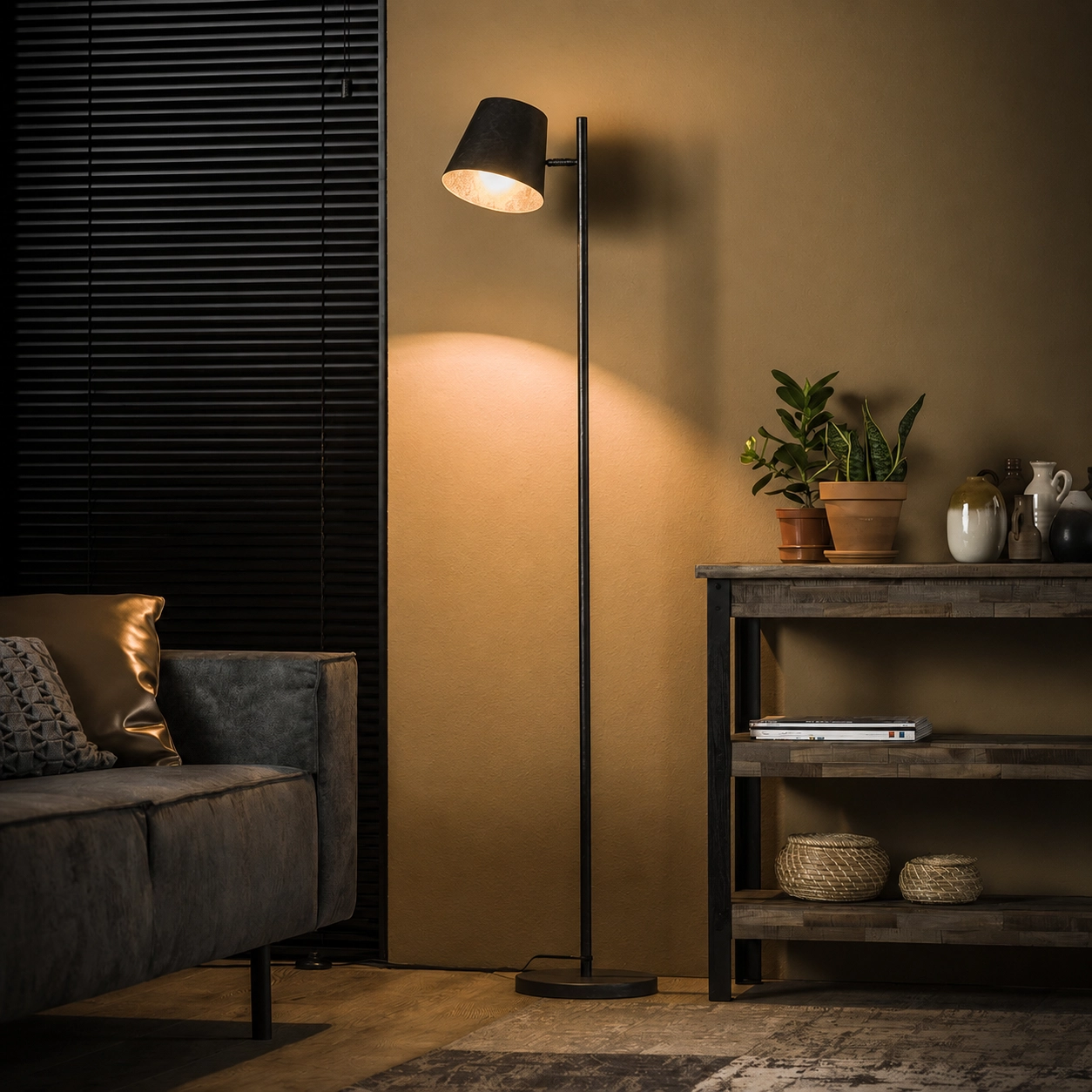 Metall-Stehlampe Flex 157 cm – Holzkohle