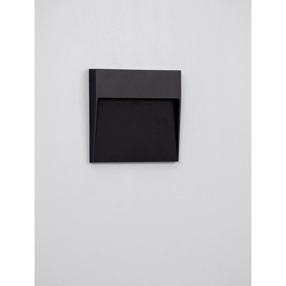 Quadratische Wandleuchte Fem schwarz Lyora 5212017478924