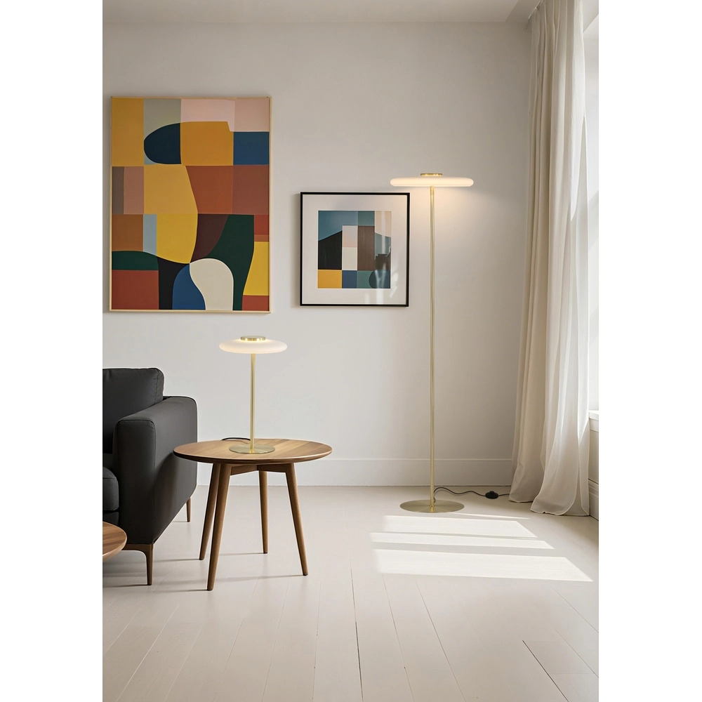 Stehlampe Record Gold mit weißem Glas Searchlight 5053423298849