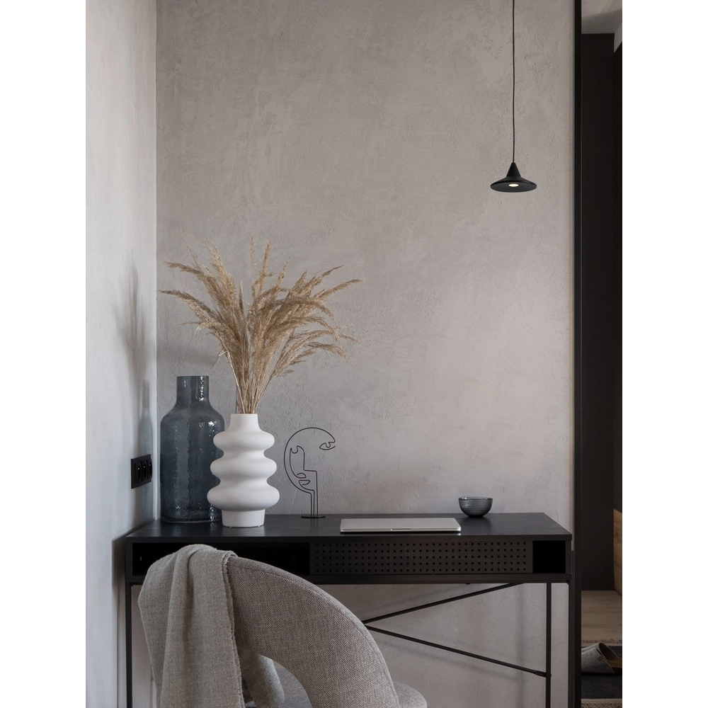 Pendelleuchte Dro schlankes Design schwarz Lyora 5212017445339
