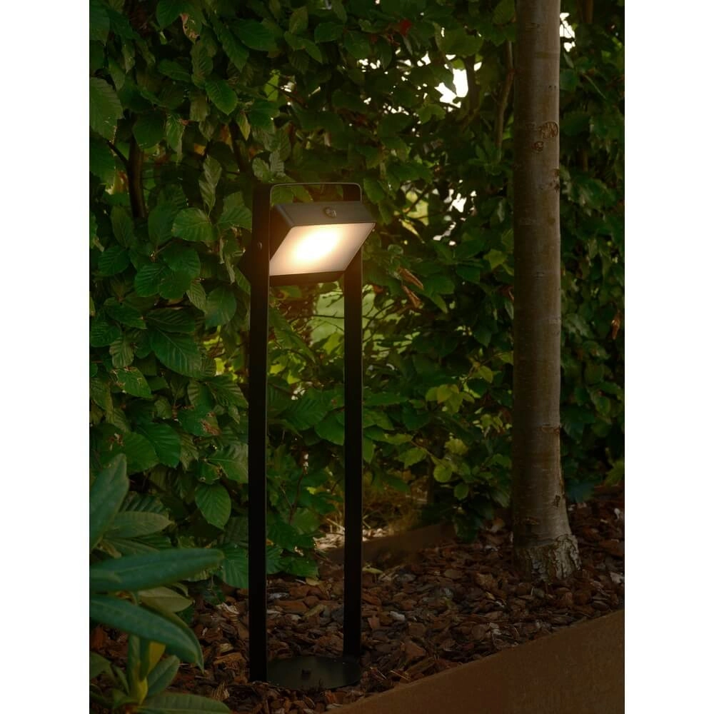 Stehleuchte für den Garten Saulio Solar Schwarz Nordlux 5704924023484