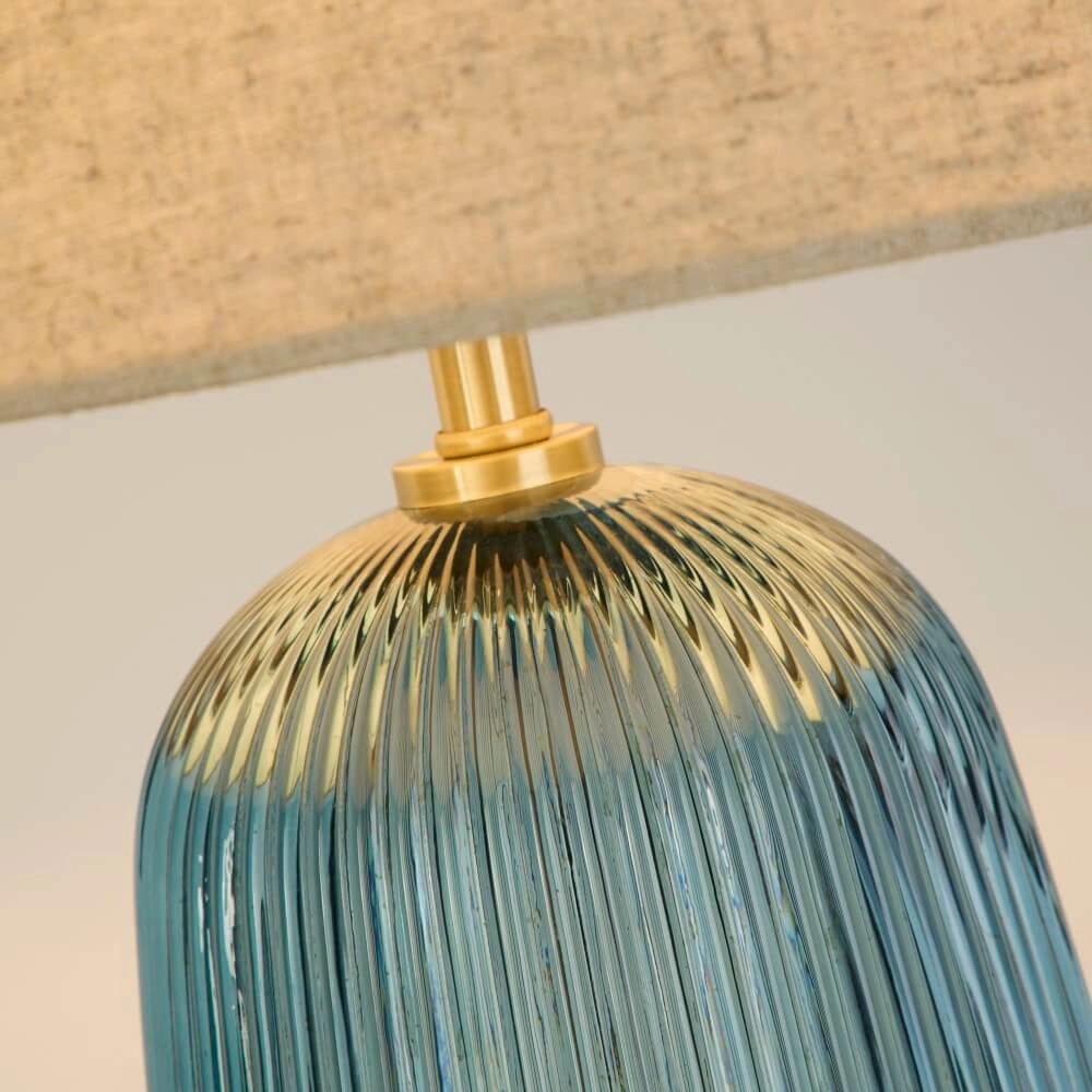 Tischlampe Cameo blaues Glas Searchlight 5053423273754
