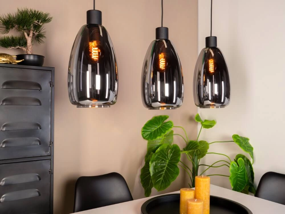 Hängelampe aus Glas Chelvey 3-flammiges Schwarz mit Rauchglas Eglo 9002759321666