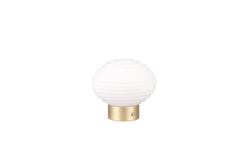 Wiederaufladbare Tischlampe Earl Gold mit weißem Glas Trio 4017807601930
