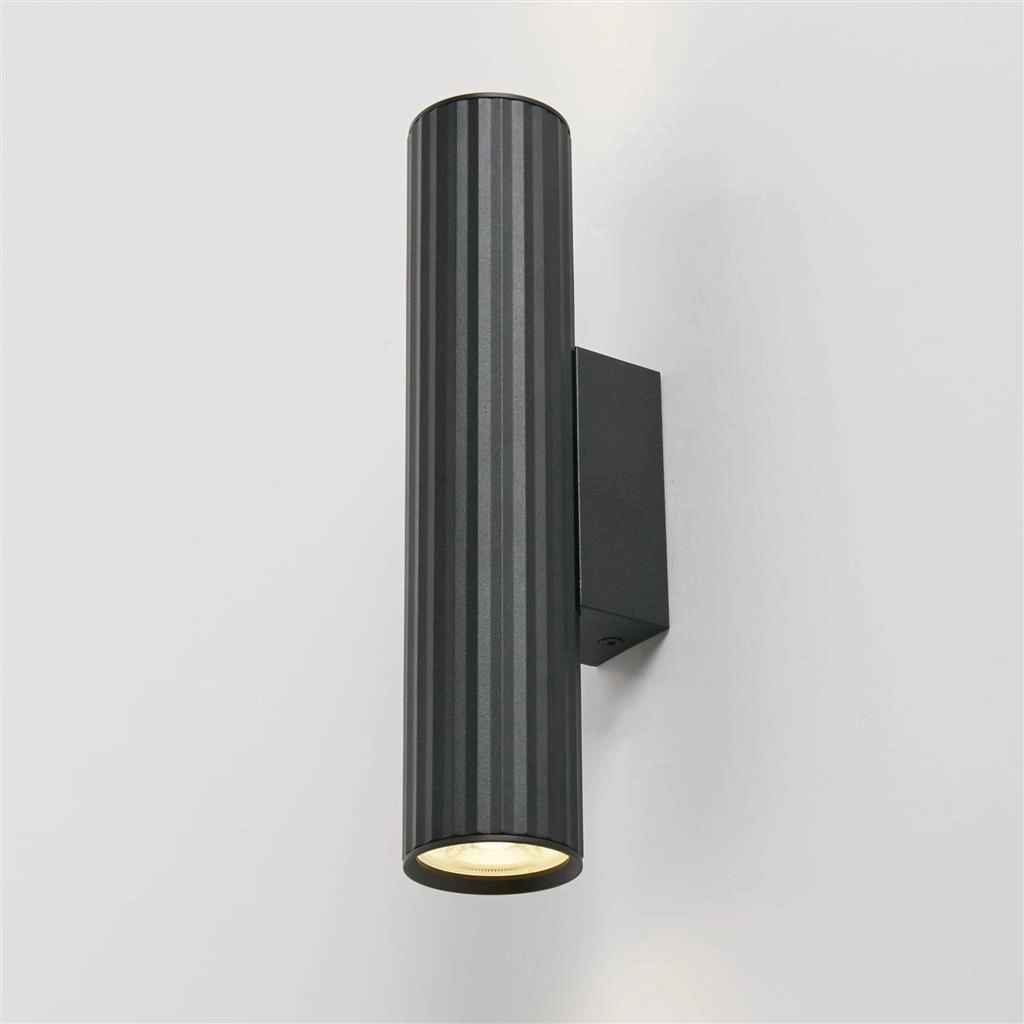 Wandleuchte Anna schwarz Up & Down