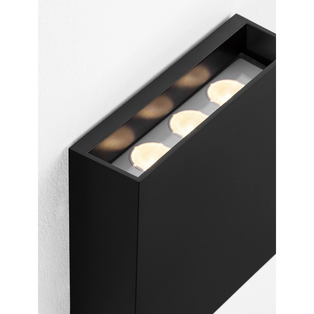 Schlanke Wandleuchte Way schwarz Lyora 5212017453754