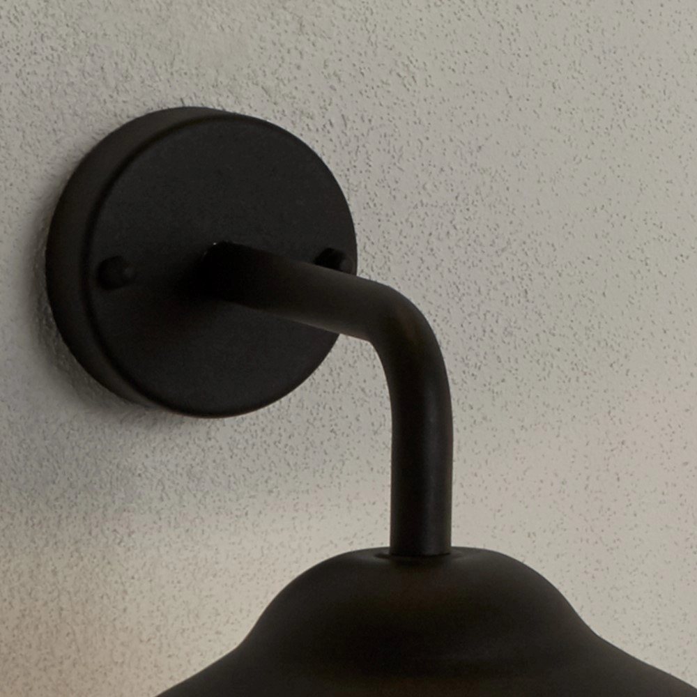 Stable lamp Toronto Searchlight 5053423058771