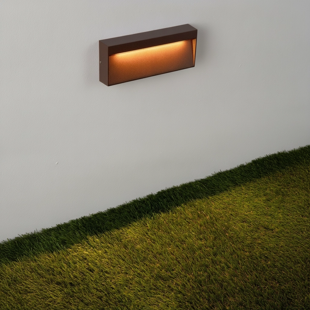 Rostbraune Wandlampe Drat Konstruktion
