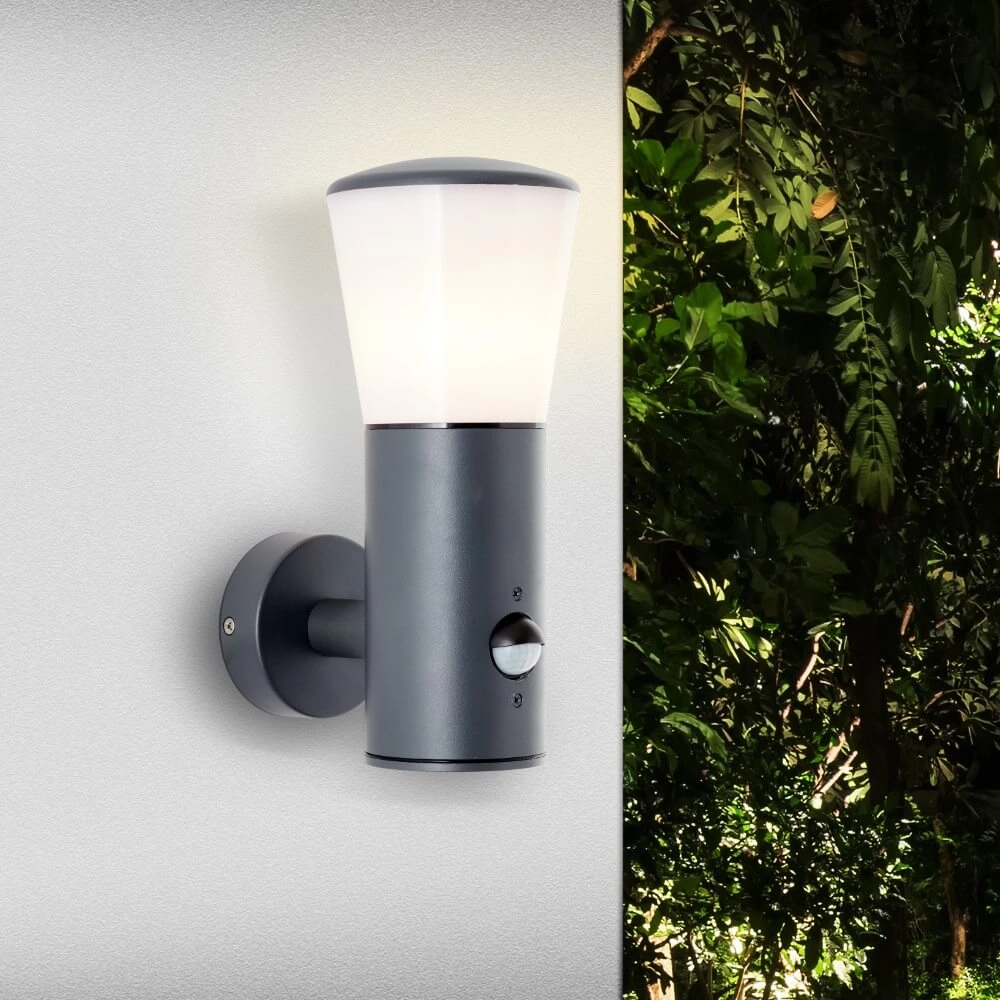 Schlanke Außenlampe Cliffi mit Sensor Brilliant 4004353405969