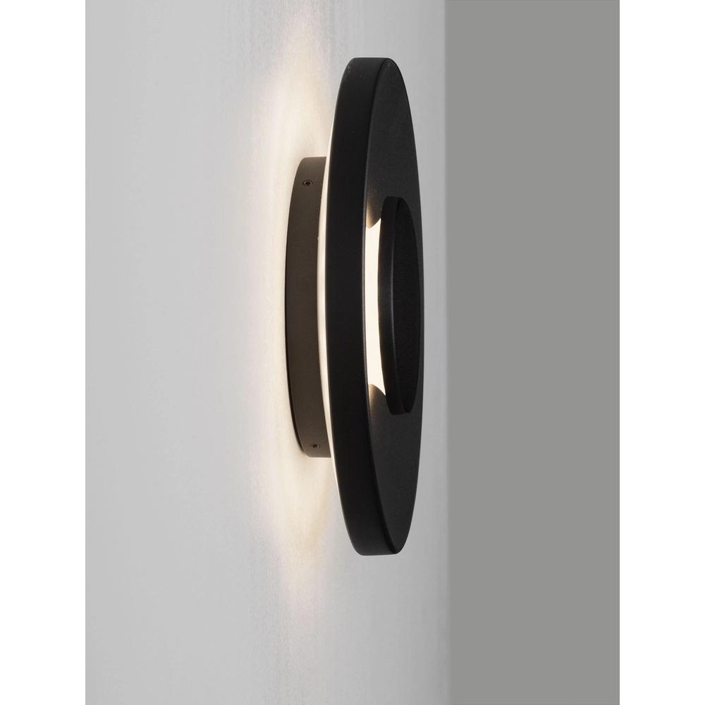 Runde Wandleuchte Cico schwarz Lyora 5212017478986
