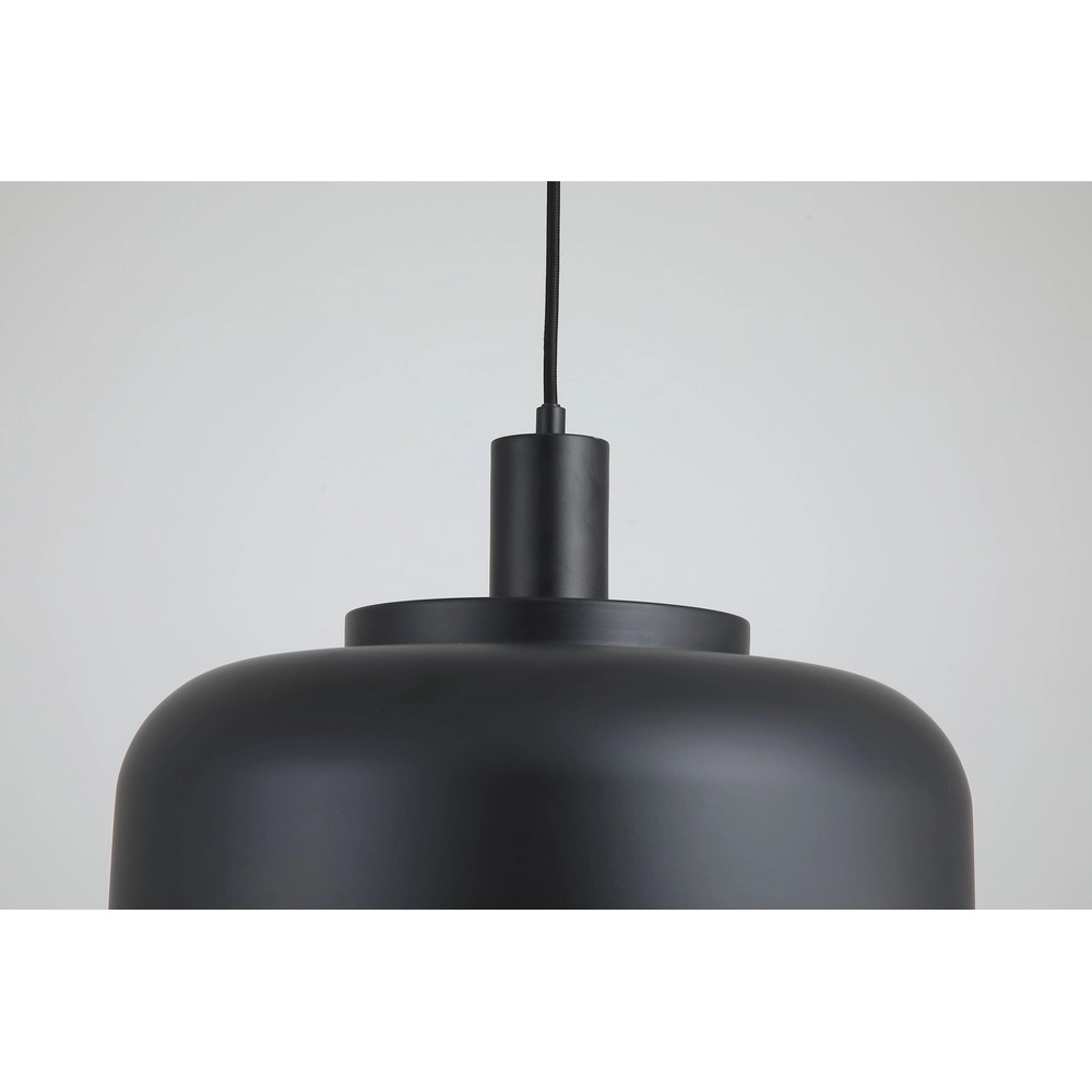 Schwarze Pendelleuchte Scotland Entwurf Searchlight 5053423298580