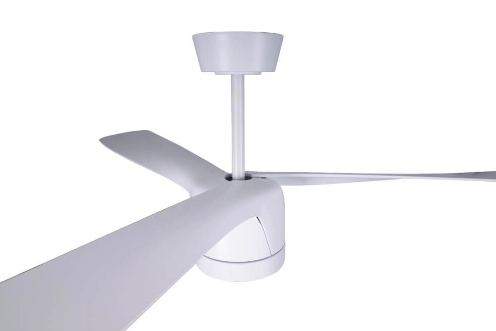 Weißer Deckenventilator mit Lampe Peregrine Ø 142cm Beacon 9333509165309