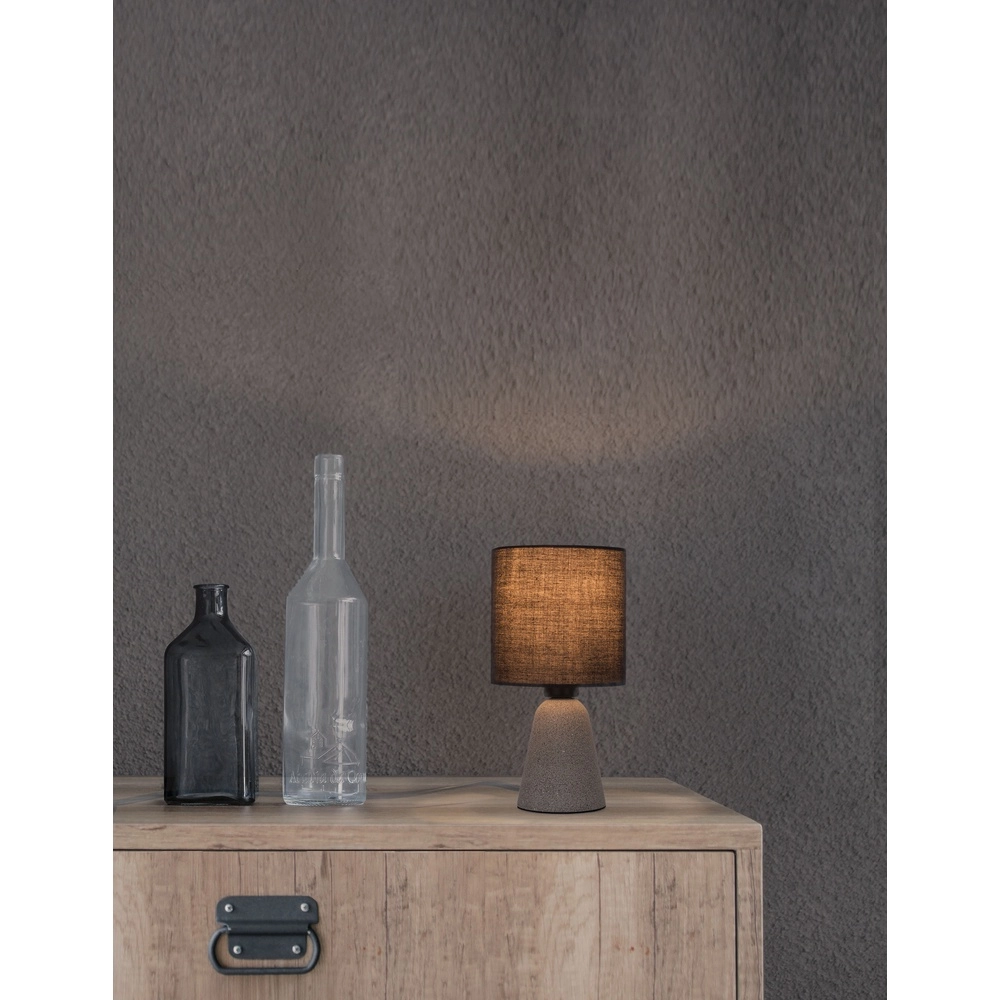 Tischlampe Zero weiß mit weißer Kapuze