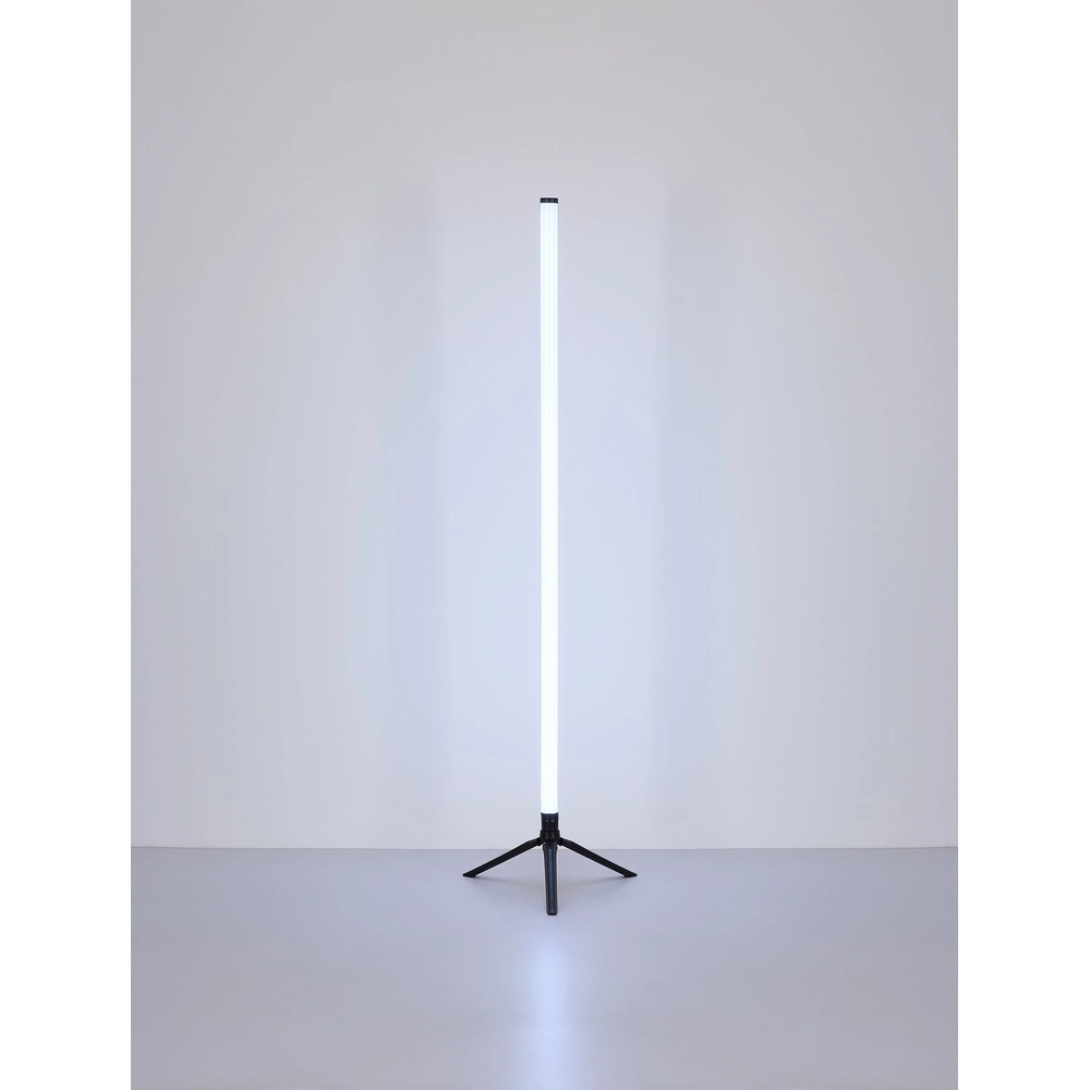 Stehlampe Rocky Schwarz Globo 9007371487486