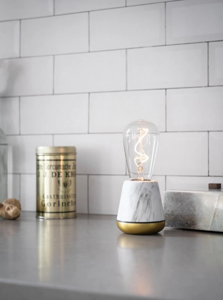 Wiederaufladbare Tischlampe One White Marble Humble 7446023294270
