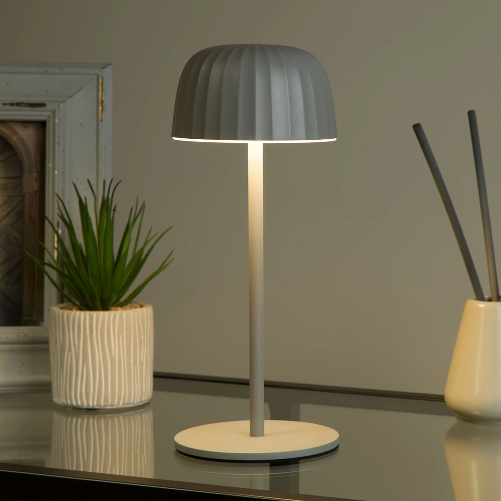 USB wiederaufladbare Tischleuchte Ezra grau Searchlight 5053423306124