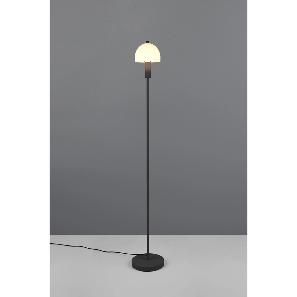 Stehlampe Glenn schwarz Trio 4017807613643