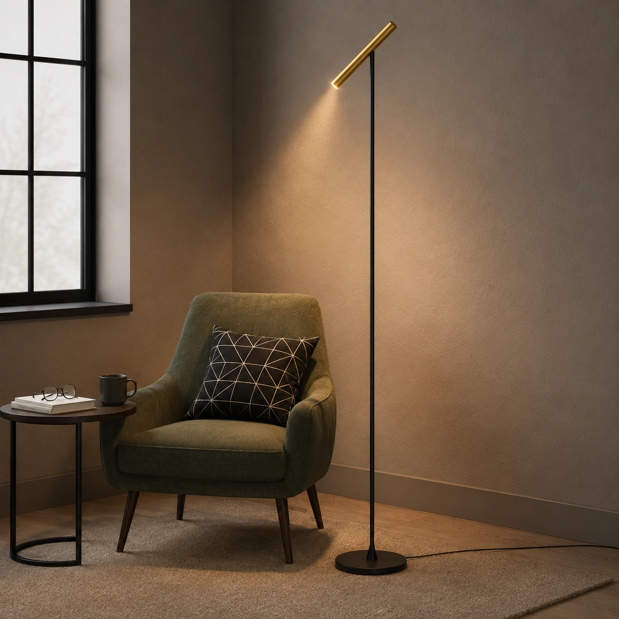 Design-Stehleuchte Kansas Schwarz mit warmem Gold