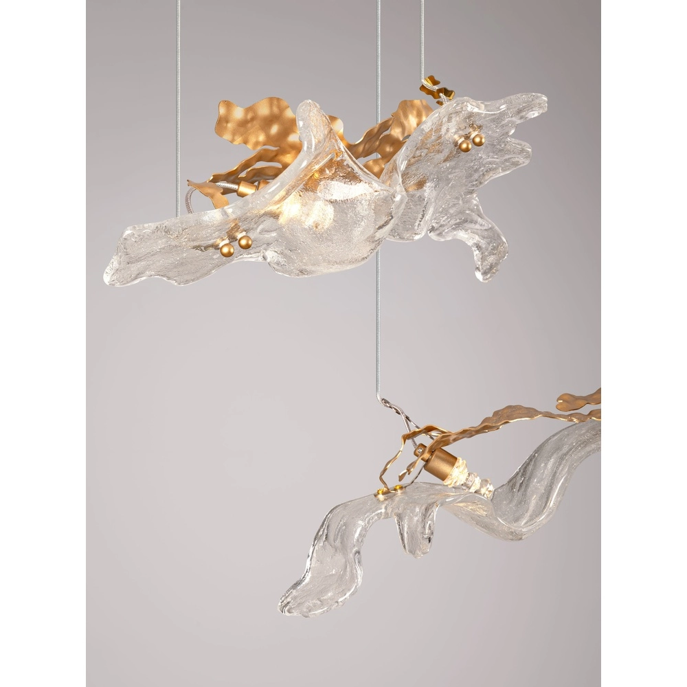 Goldene Pendellampe Avesa mit klarem Glas 128 cm Lyora 5212063500426