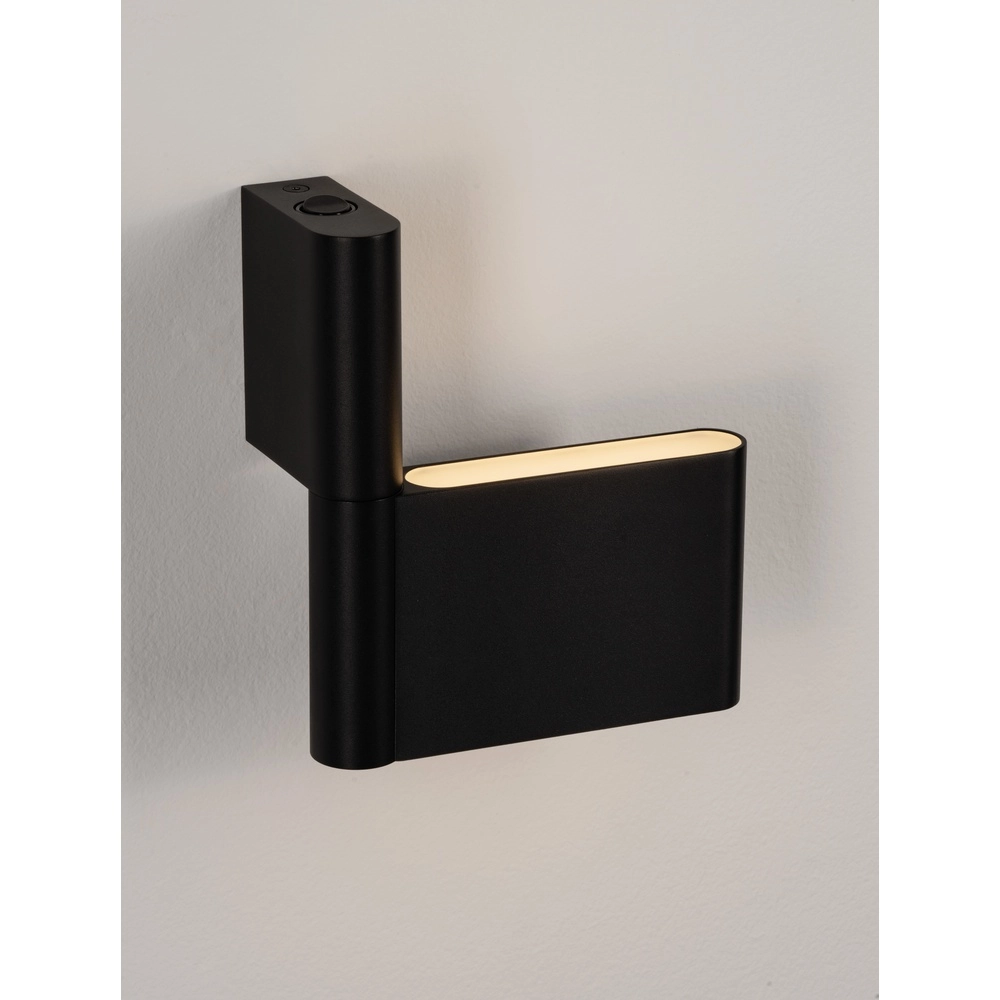 Wandleuchte Flusso schwarz Lyora 5212017478115