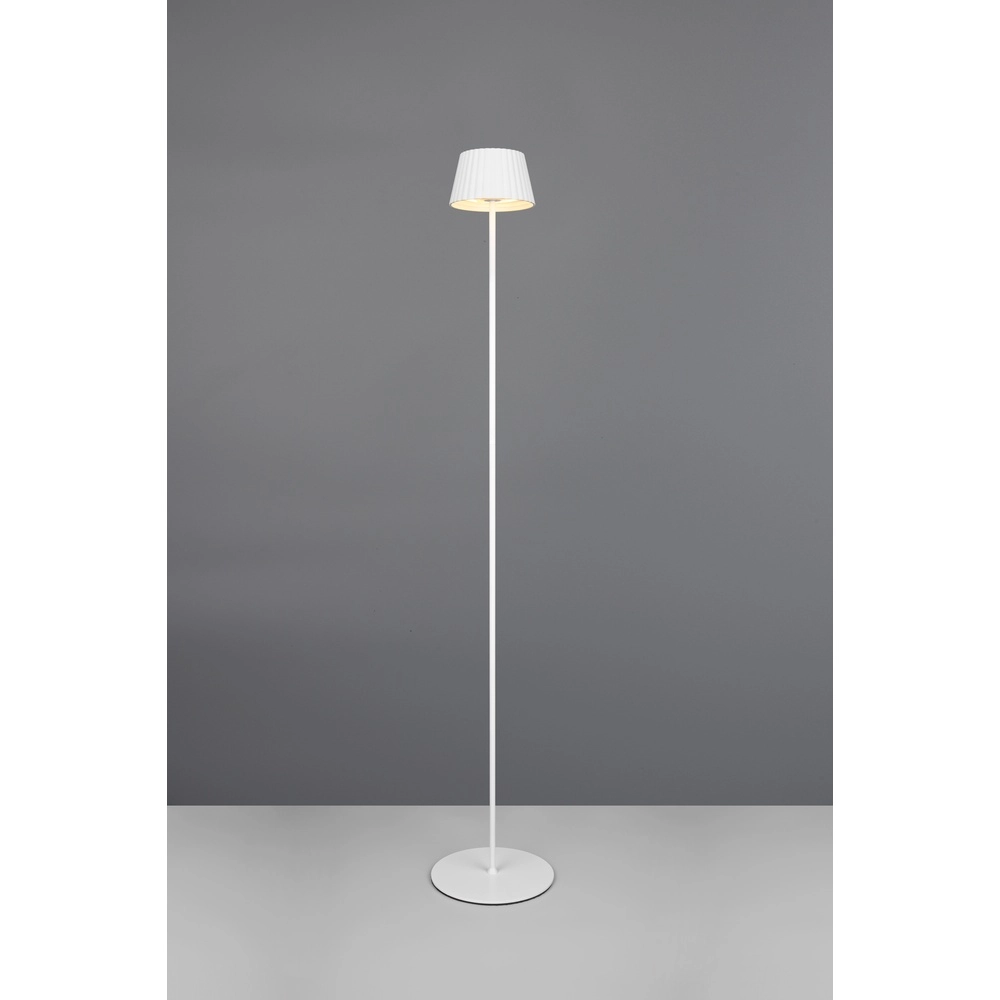 Stehlampe Suarez weiß Trio 4017807601749