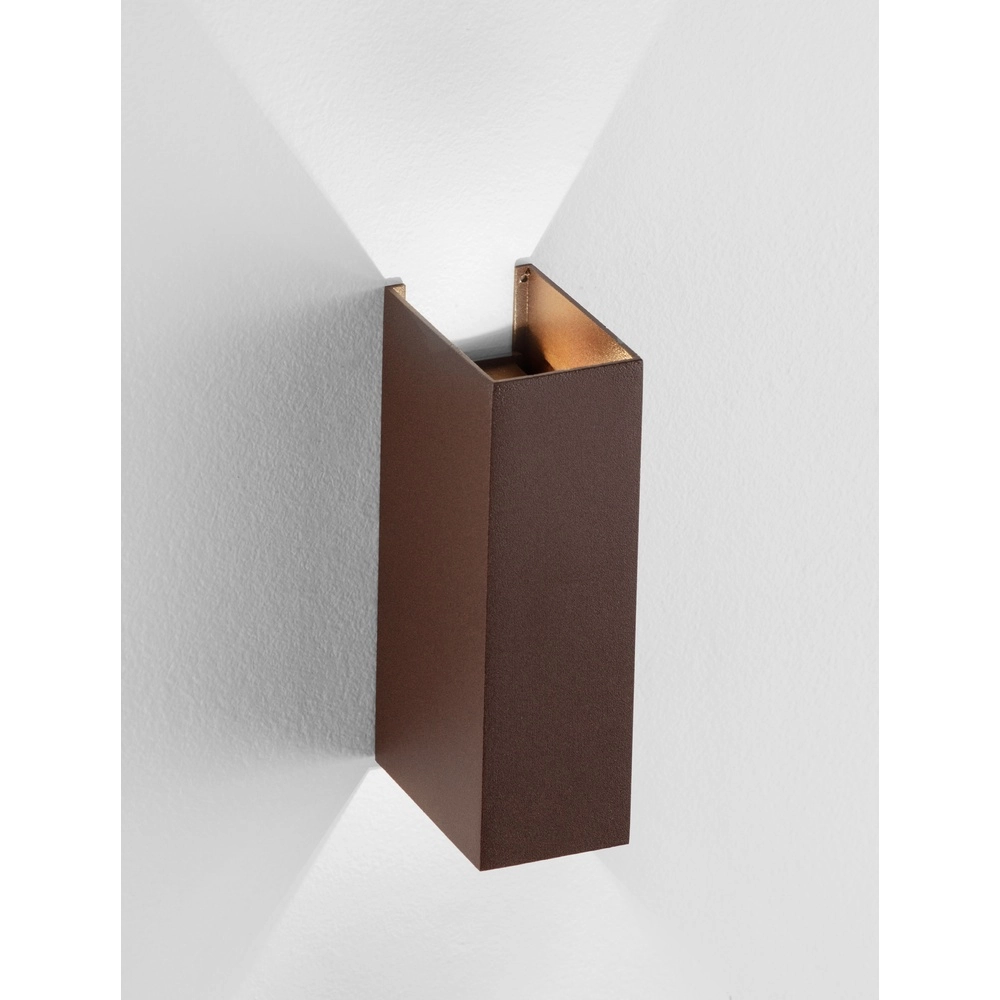 Schlanker Wandstrahler Orion Rostbraun Lyora 5212017470478