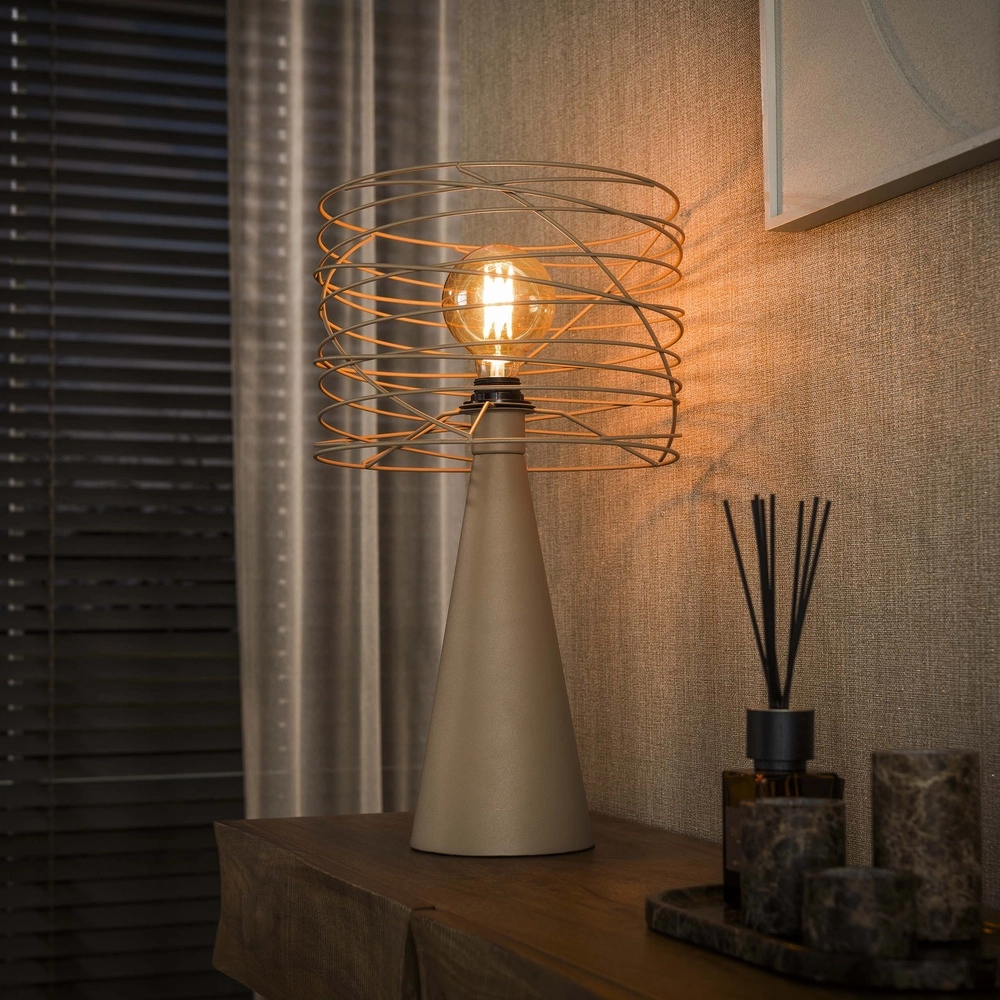 Sandtischlampe Curl mit Drahtkappe Lyora 8716803512504