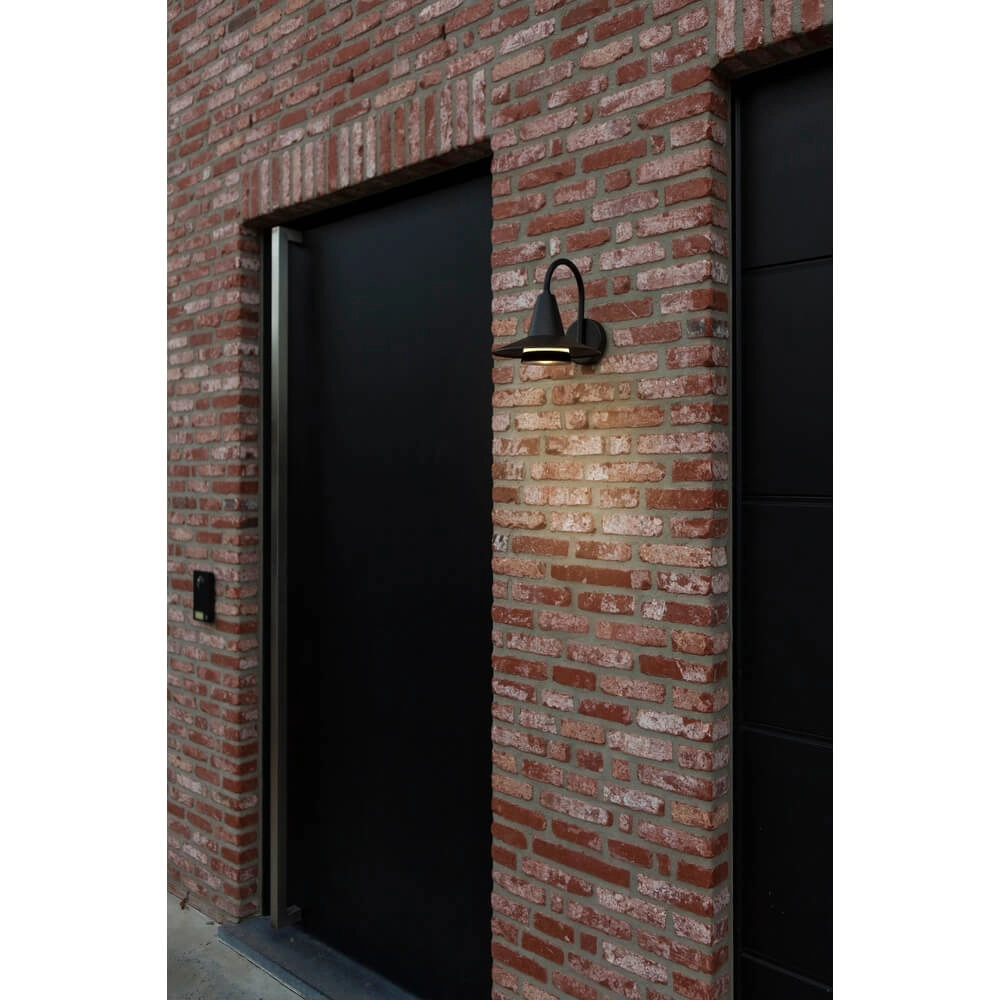 Schwarze LED-Außenleuchte Swan Lutec 6939412016351