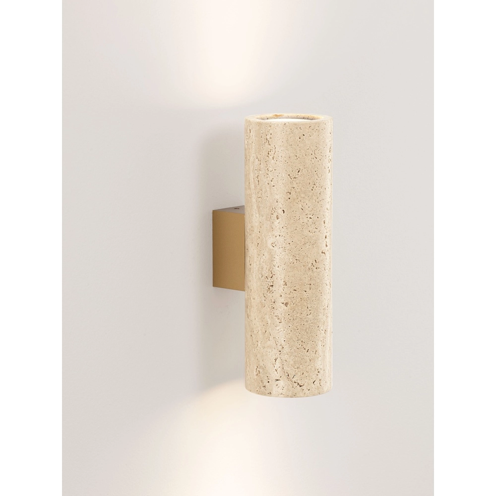 Design-Wandlampe Olvio Sandbrauner Travertin
