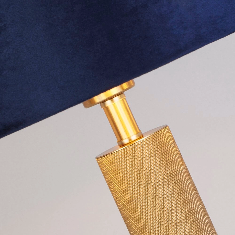 Goldene Tischlampe London mit blauer Kapuze Searchlight 5053423248295