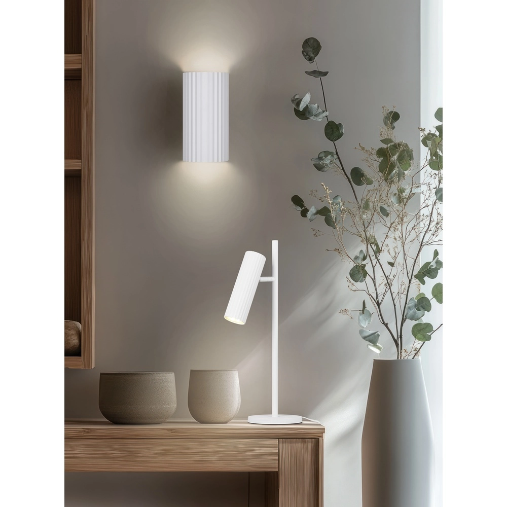 Schlanke Tischleuchte Soka weiß Trio 4017807658699