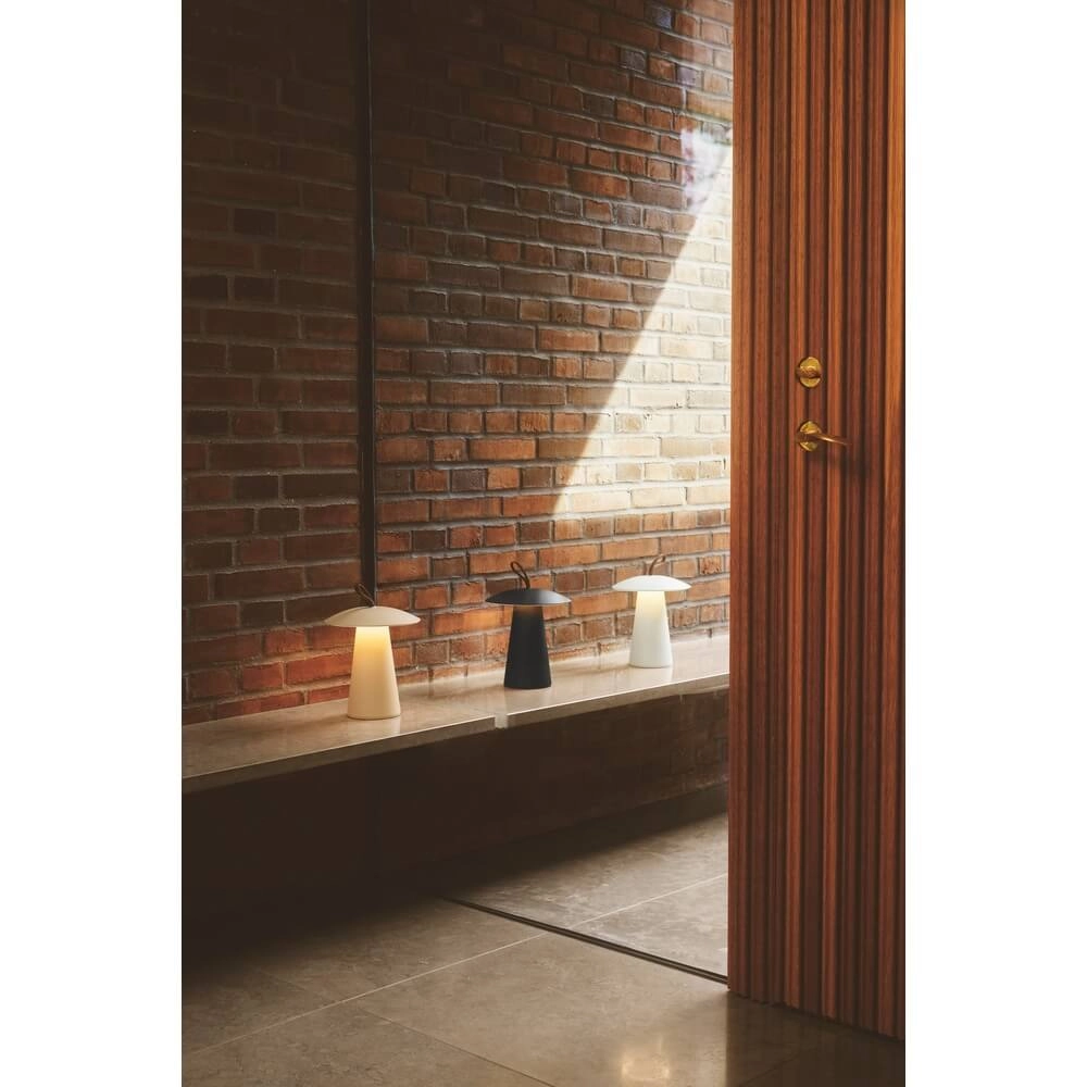 Design-Tischleuchte Ara To-Go Wiederaufladbar Weiß Nordlux 5704924016912