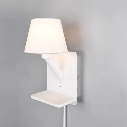 Schlankes Nachtlicht Comfort weiß - mit USB Trio 4017807614756