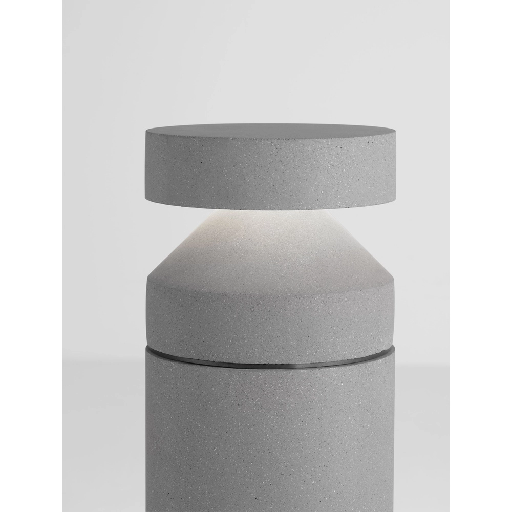 Schlanke Gartenleuchte Navy Beton grau 54,5cm Lyora 5212017454324