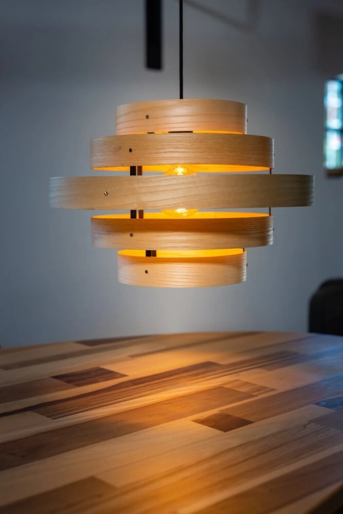 Hängelampe aus Holz Oaknut 5-Ring ETH 8720195304494