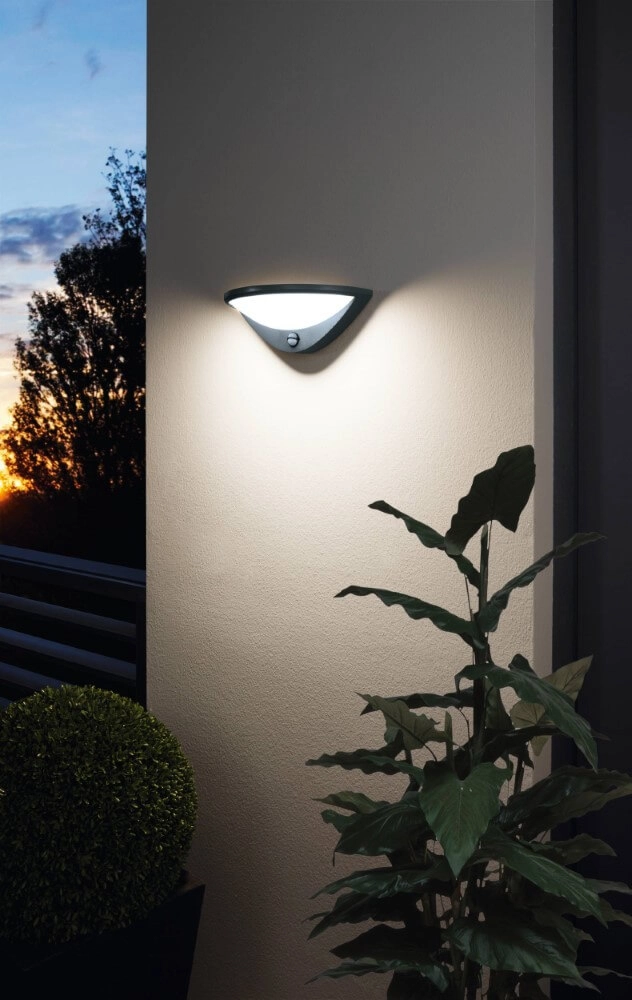 Wandlampe Belcreda mit Bewegungssensor Eglo 9002759973124