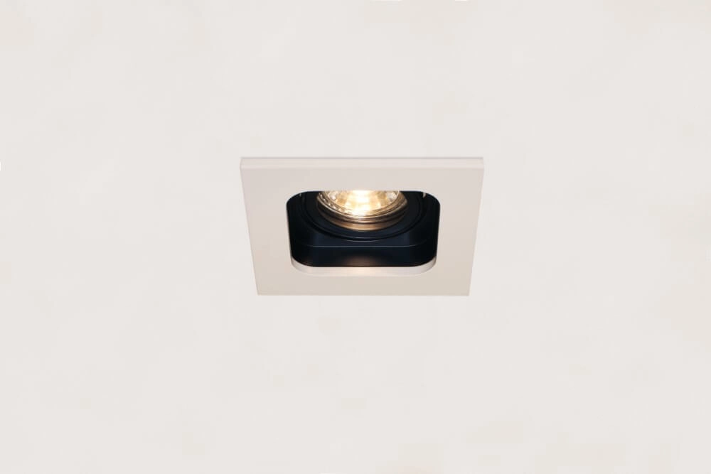 Downlighter Moggio weiß mit schwarz