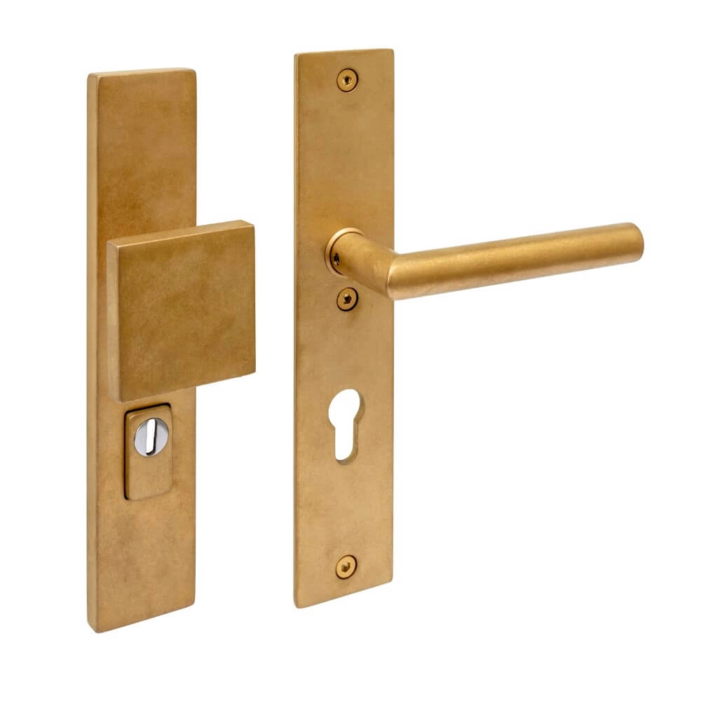 Haustürbeschläge Jura PC 72mm Messing getrommelt