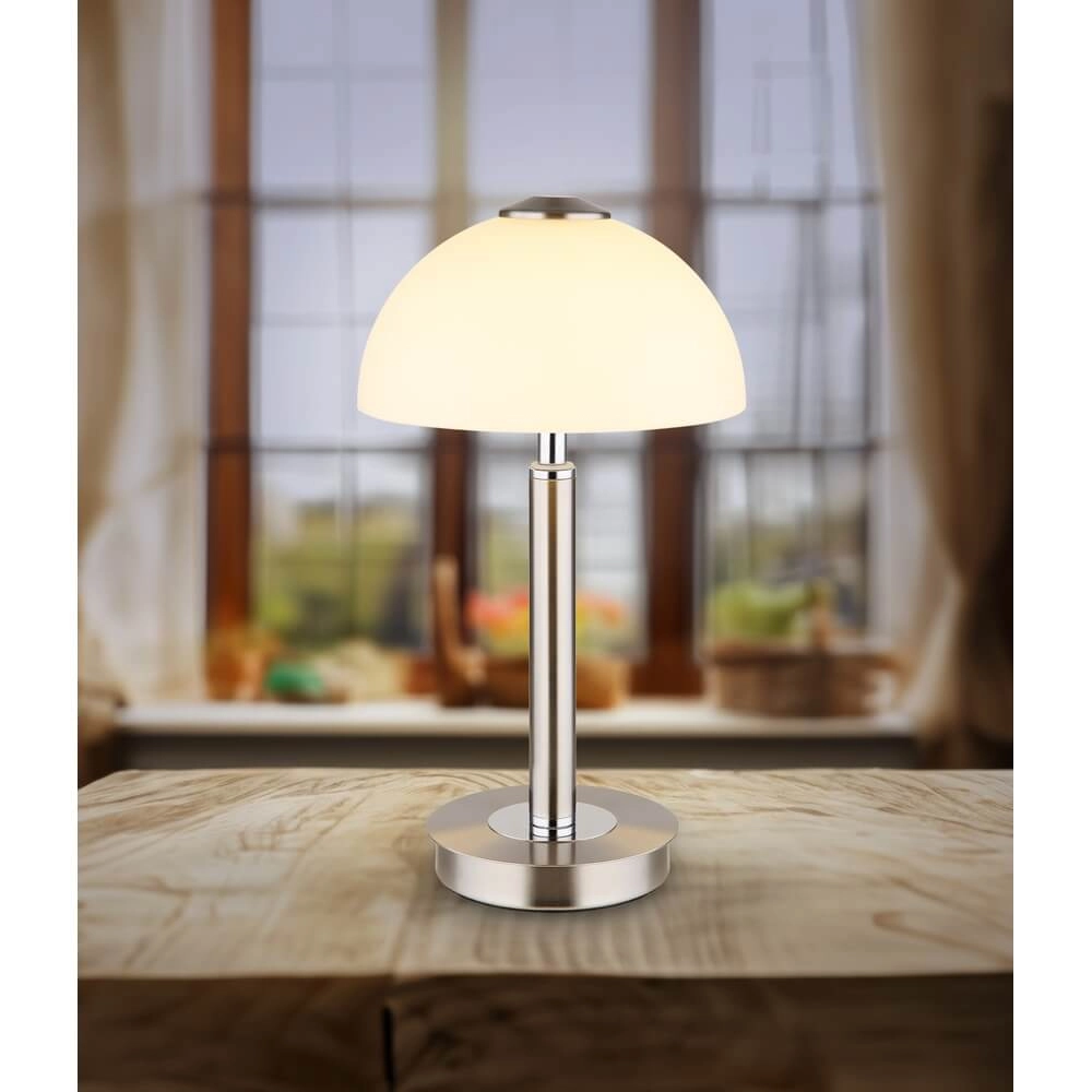 Tischlampe Uldin Nickel mit weißem Glas Globo 9007371446834