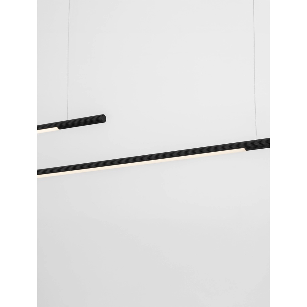 Schlanke Pendelleuchte Brillia schwarz 161cm Lyora 5212017473790