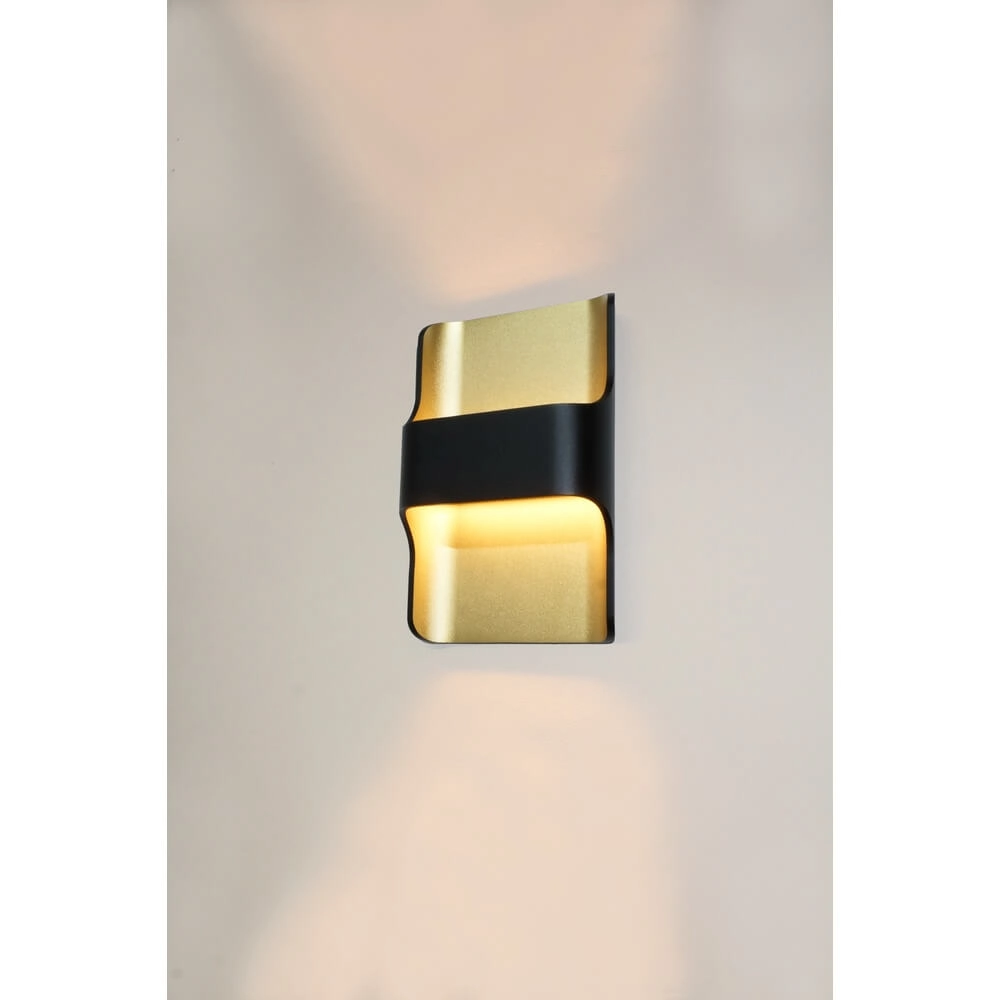 Design von Wandleuchten Dallas schwarz mit gold Artdelight 8719831737994