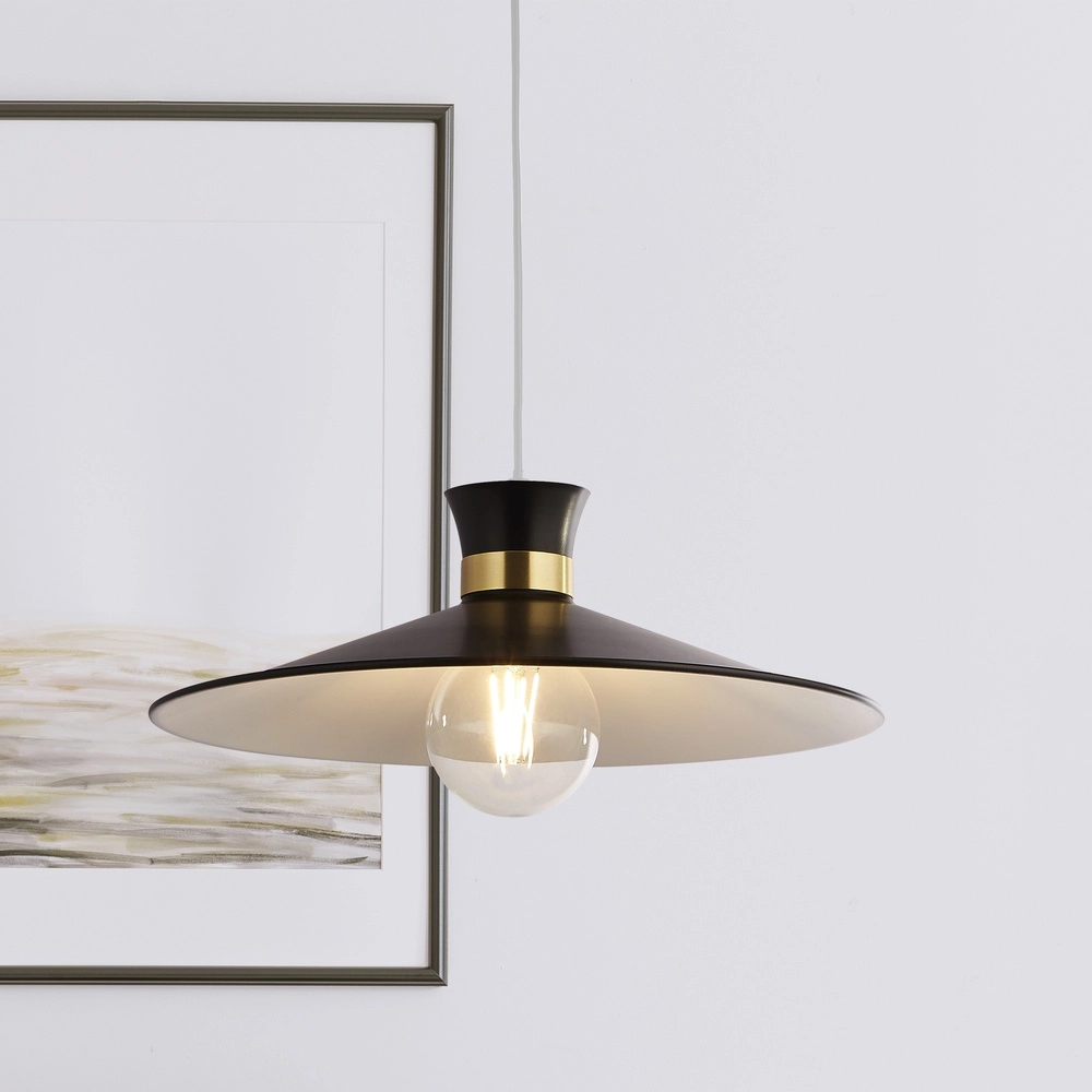 Schwarze Pendelleuchte Balham Entwurf Searchlight 5053423306865